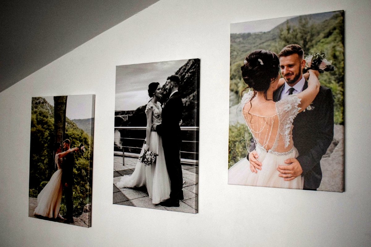 Tisk vaše fotografije na platno, napeto na lesen okvir
